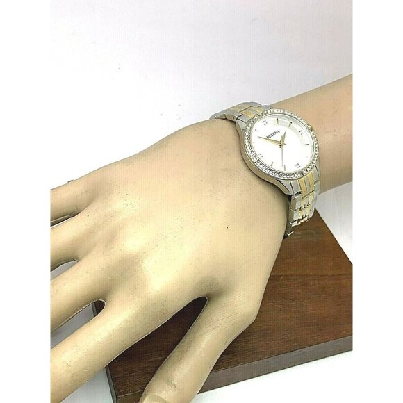Bulova Women's Watch 98L273 Mother of Pearl Dial Two Tone Steel 32mm - Picture 5 of 13
